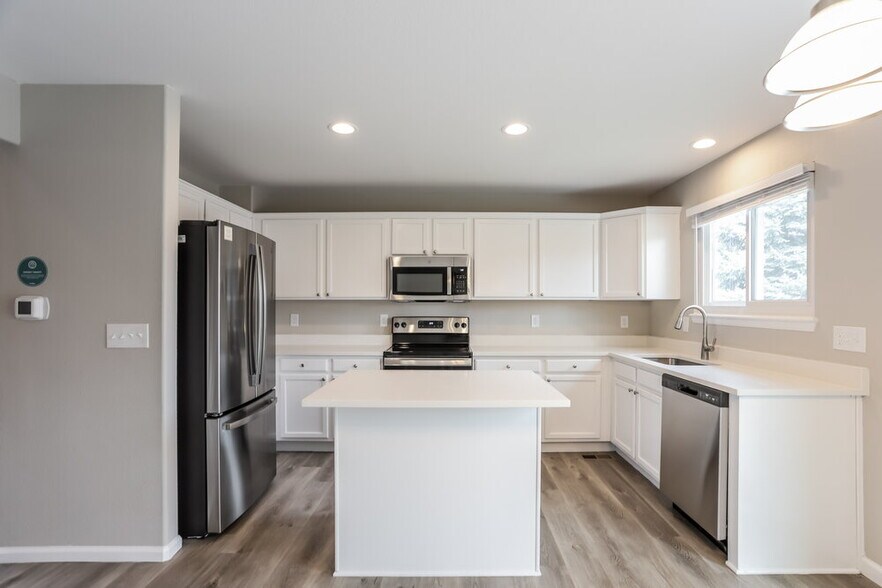 Building Photo - 12450 Vrain Cir