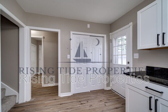 Building Photo - 408 Margaret Dr