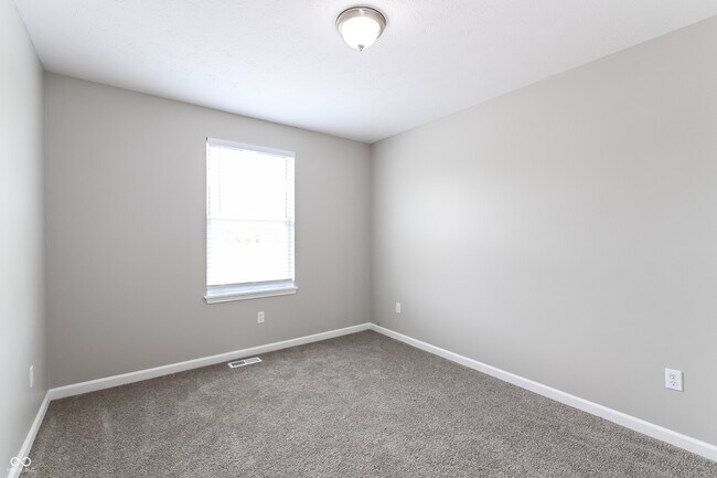 Building Photo - 604 Fisher Creek Drive
