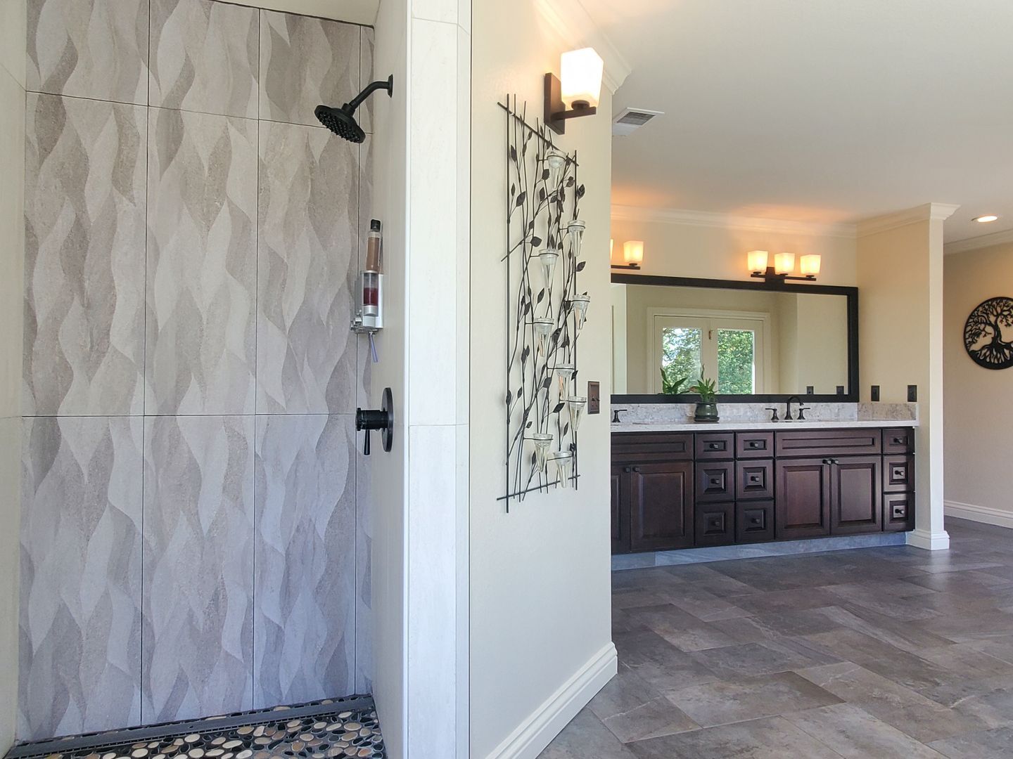 Building Photo - 1610 Chris Ln