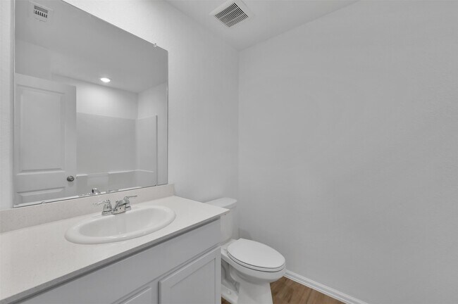 Building Photo - 21031 Longeni Dr
