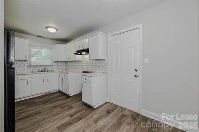 Building Photo - 2649 Roslyn Ave