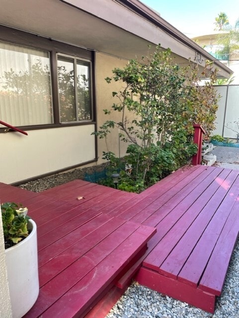 Building Photo - 2112 La Canada Crest Dr