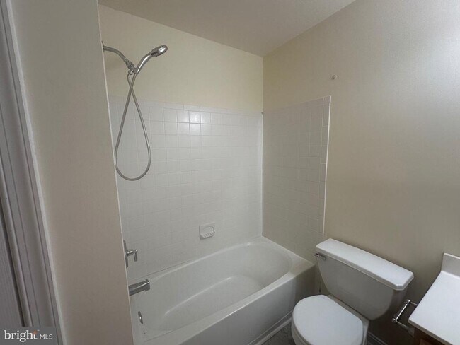 Building Photo - 3877 Shiner Ct