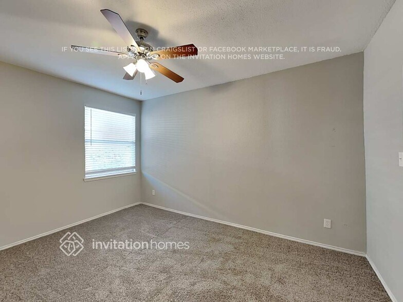 Building Photo - 1060 Pullman Dr