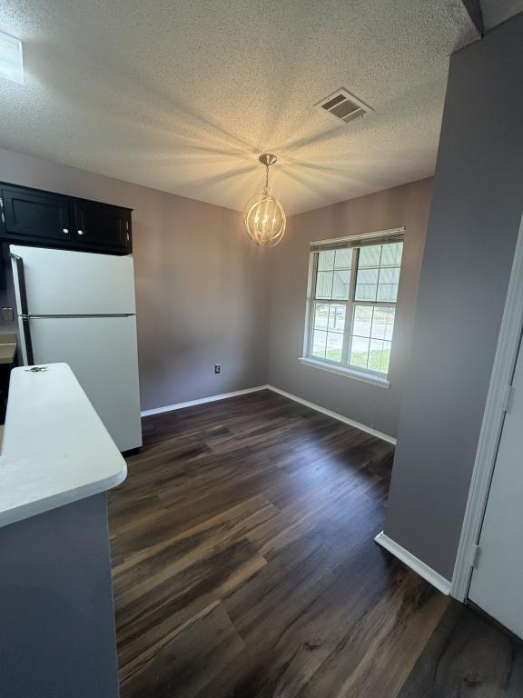 Building Photo - 1745 James Buchanan Dr