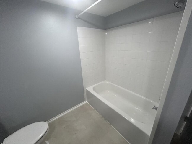 Building Photo - 4411 Shady Terrace Ln