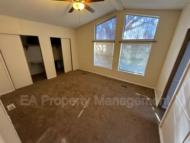 Building Photo - 7308 Turtledove Ln NE