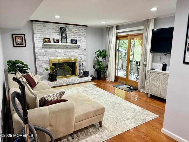 Building Photo - 15 Bristlecone Dr