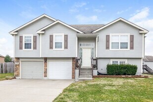 Building Photo - 1203 Fall Meadow Ln