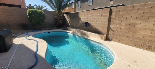 Building Photo - 7728 Villa De La Paz Ave