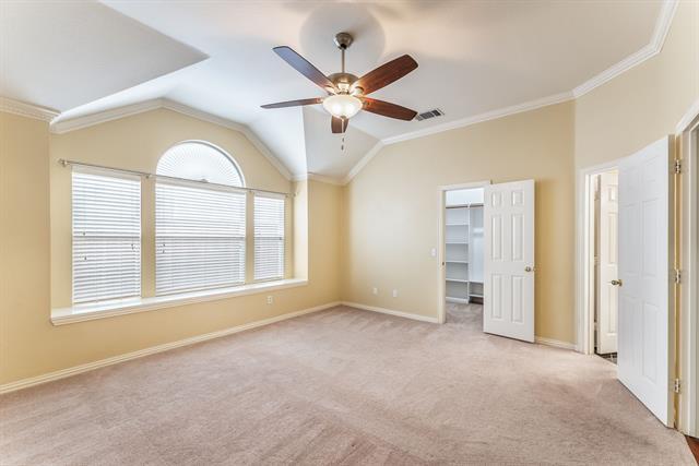 Building Photo - 2832 Bluffview Dr