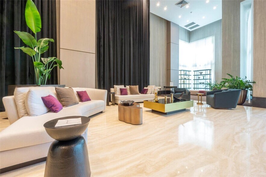 Building Photo - 951 Brickell Ave