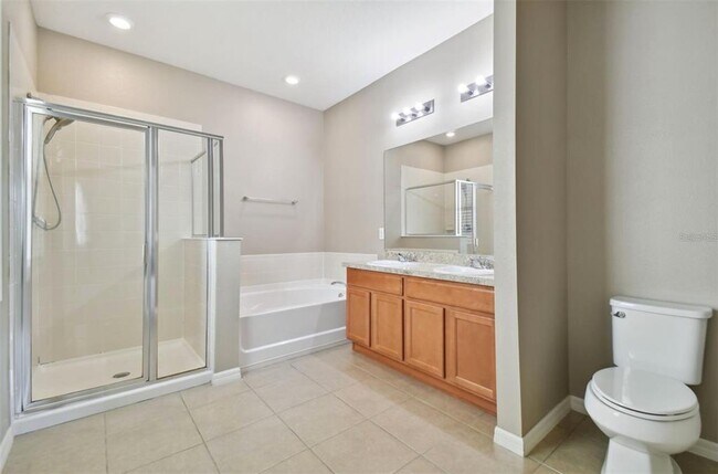 Building Photo - 10606 Laguna Plains Dr