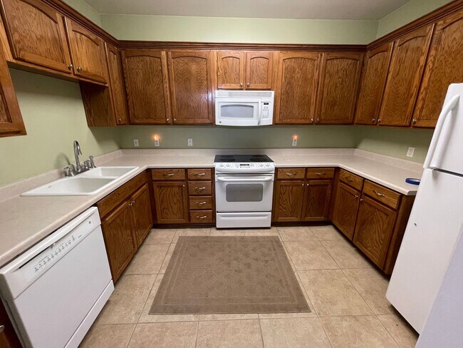Building Photo - Breckenridge Terrace