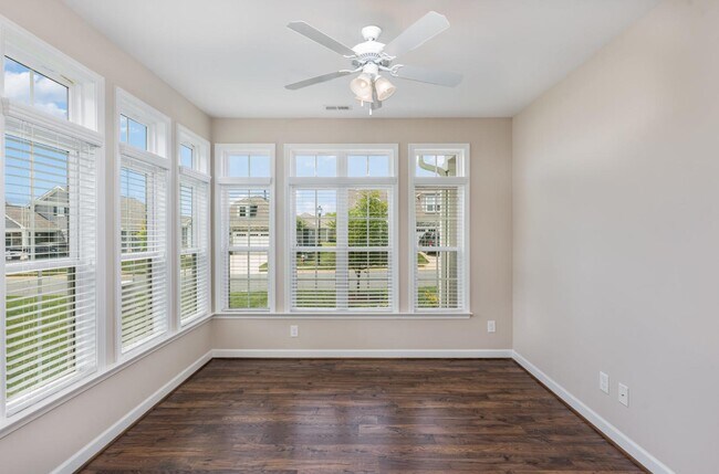 Building Photo - 1164 Hudson Dr