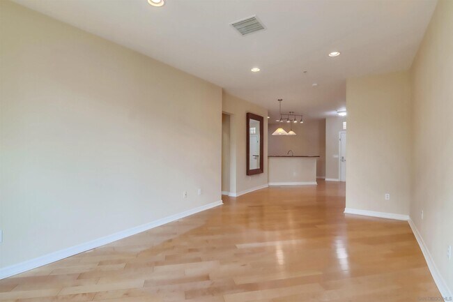 Building Photo - 1465 C St