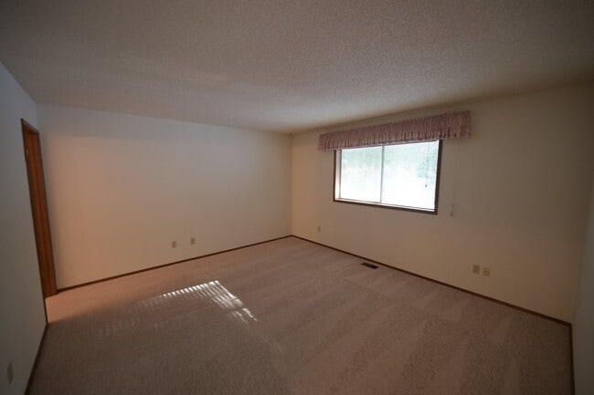 Building Photo - 2+ bed 2 bath condo in Sunland, Sequim