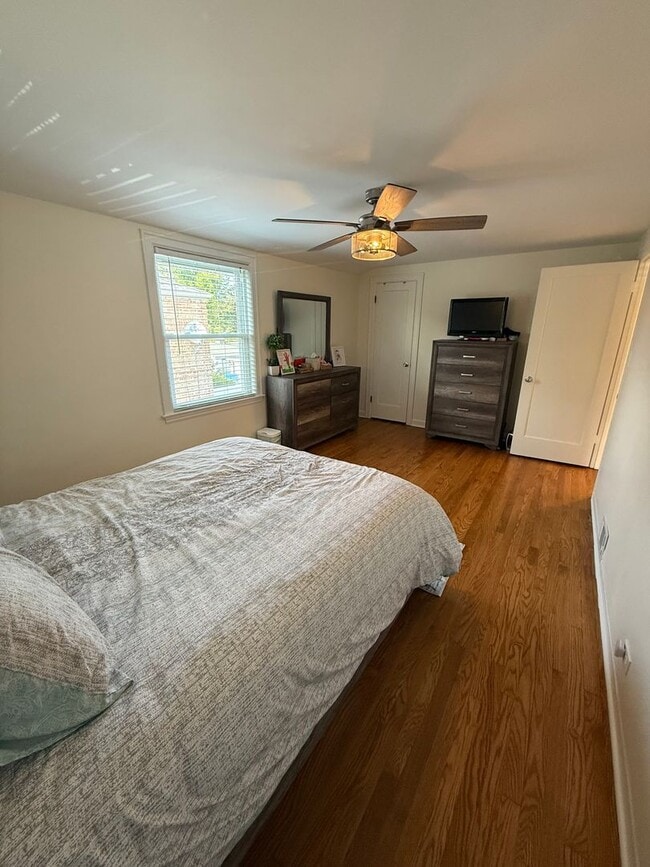 Building Photo - Charming Renovated Home for Rent