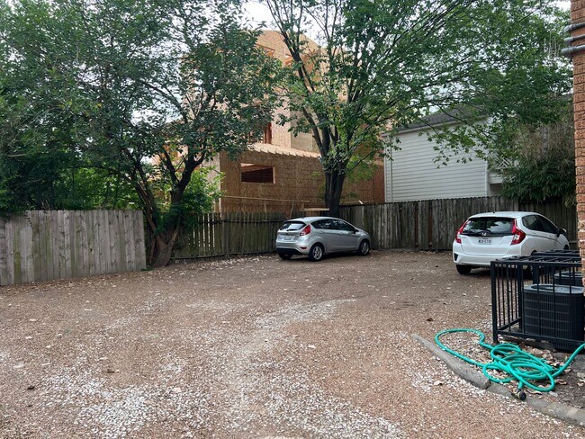 Building Photo - 4823 Jackson St