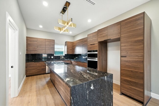 Building Photo - 8307 Double