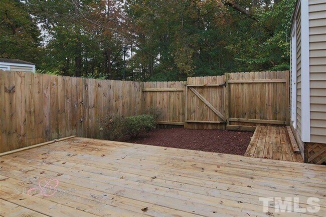 Building Photo - 7705 Sandra Ln