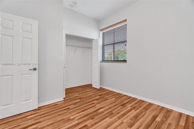 Building Photo - 4967 SW 140th Terrace