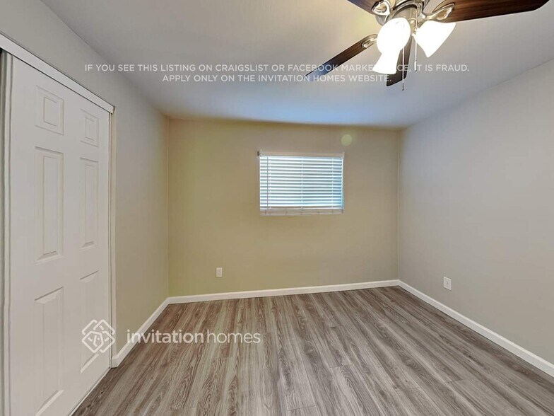 Building Photo - 12807 N 38th Ave