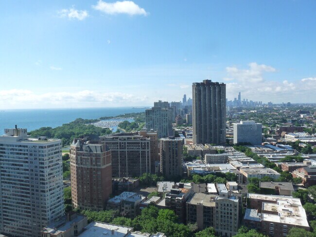 Building Photo - 655 W Irving Park Rd
