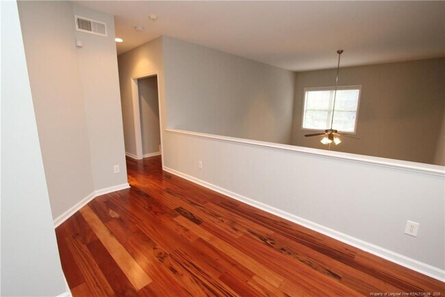 Building Photo - 8367 Primanti Blvd