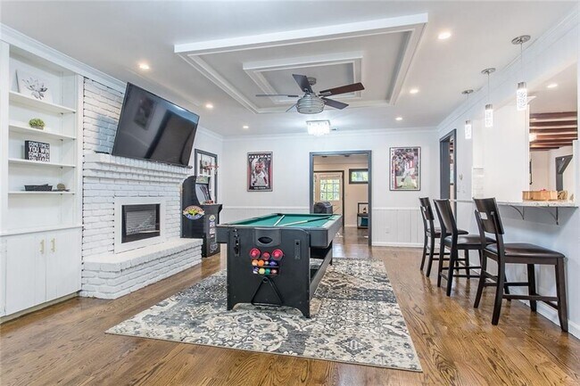 Building Photo - 6680 Williamson Dr NE