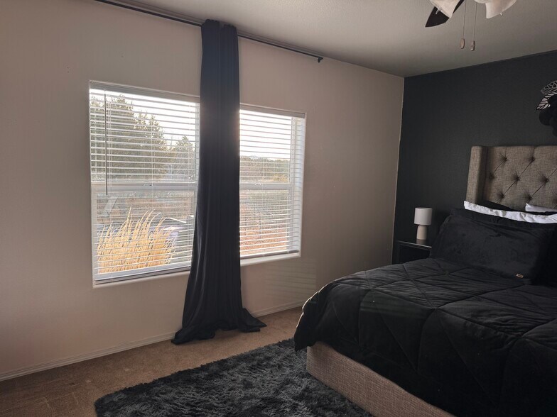 Building Photo - 36 Calle Enrique