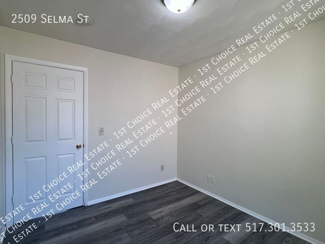 Building Photo - 2509 Selma St
