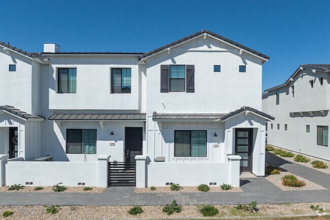Building Photo - Annex at Cadence