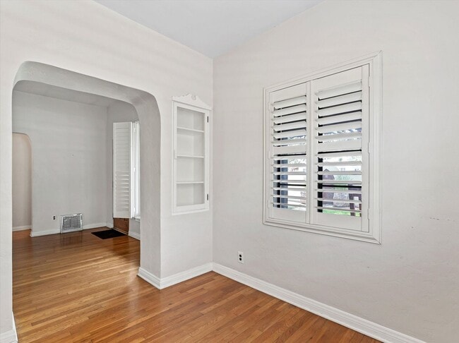 Building Photo - Sam Hughes Remodeled Home