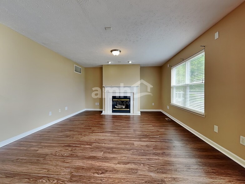 Building Photo - 10942 Alamosa Dr
