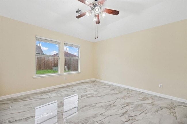 Building Photo - 5414 Fairtide Dr