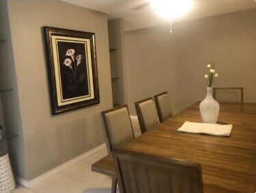 Building Photo - 711 N Hyannis Port St