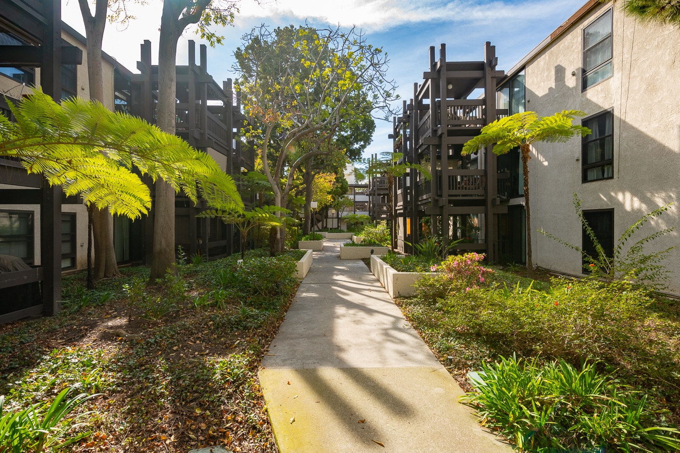 Building Photo - 7742 Redlands St