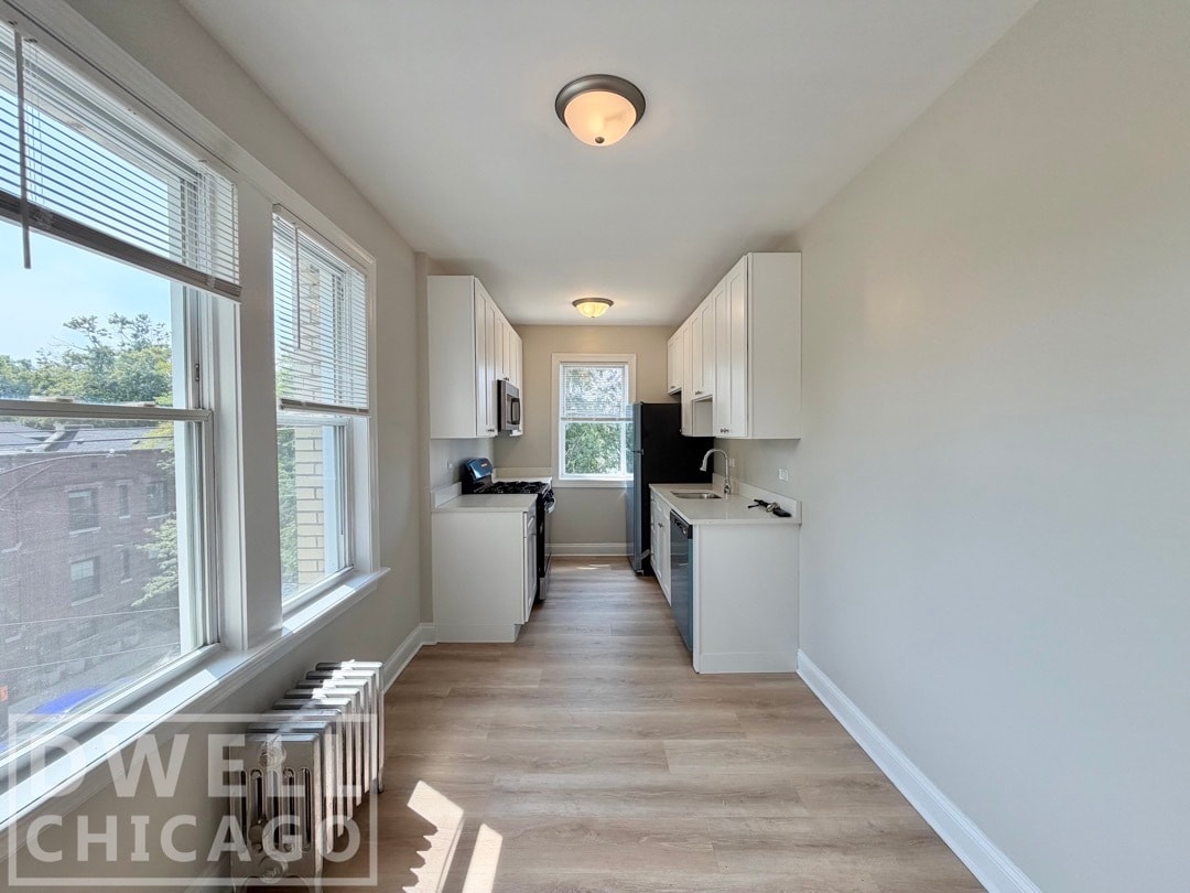 Building Photo - 2610 N Kimball Ave