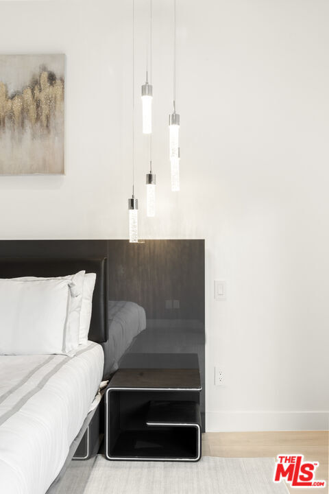 Building Photo - 10630 Wilkins Ave