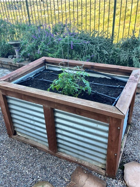 Building Photo - 21 Arboleda