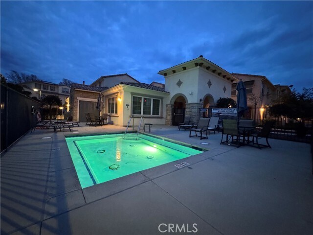 Building Photo - 401 Castiano St