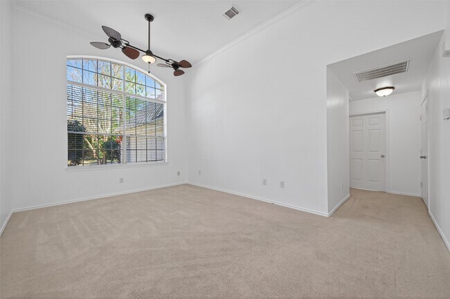 Building Photo - 15619 Winding Valley Dr