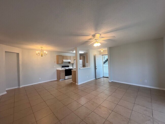 Building Photo - Myrtle Beach - 3 Bedroom / 2 Bathroom Condo