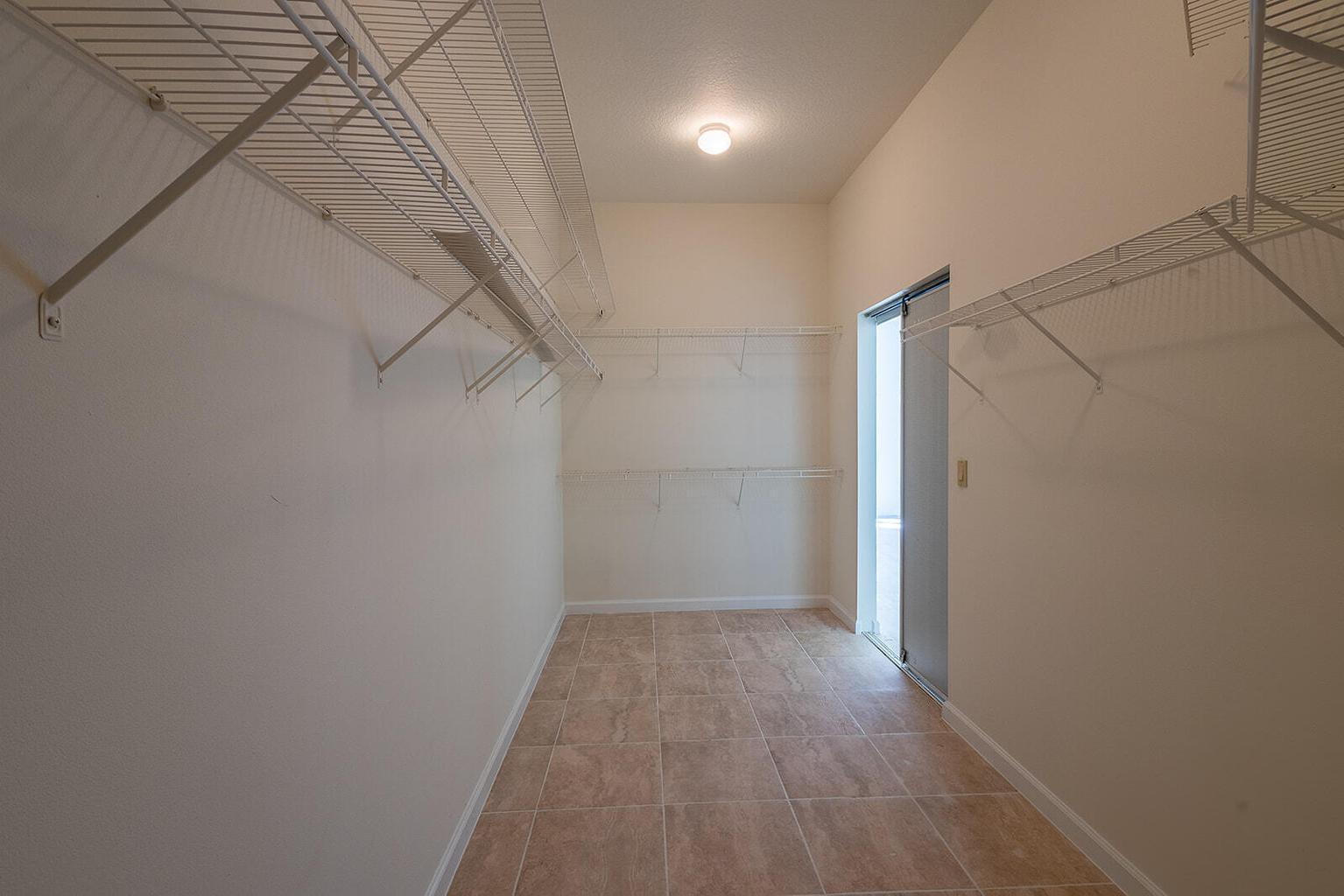 Building Photo - 6428 Garden Ct