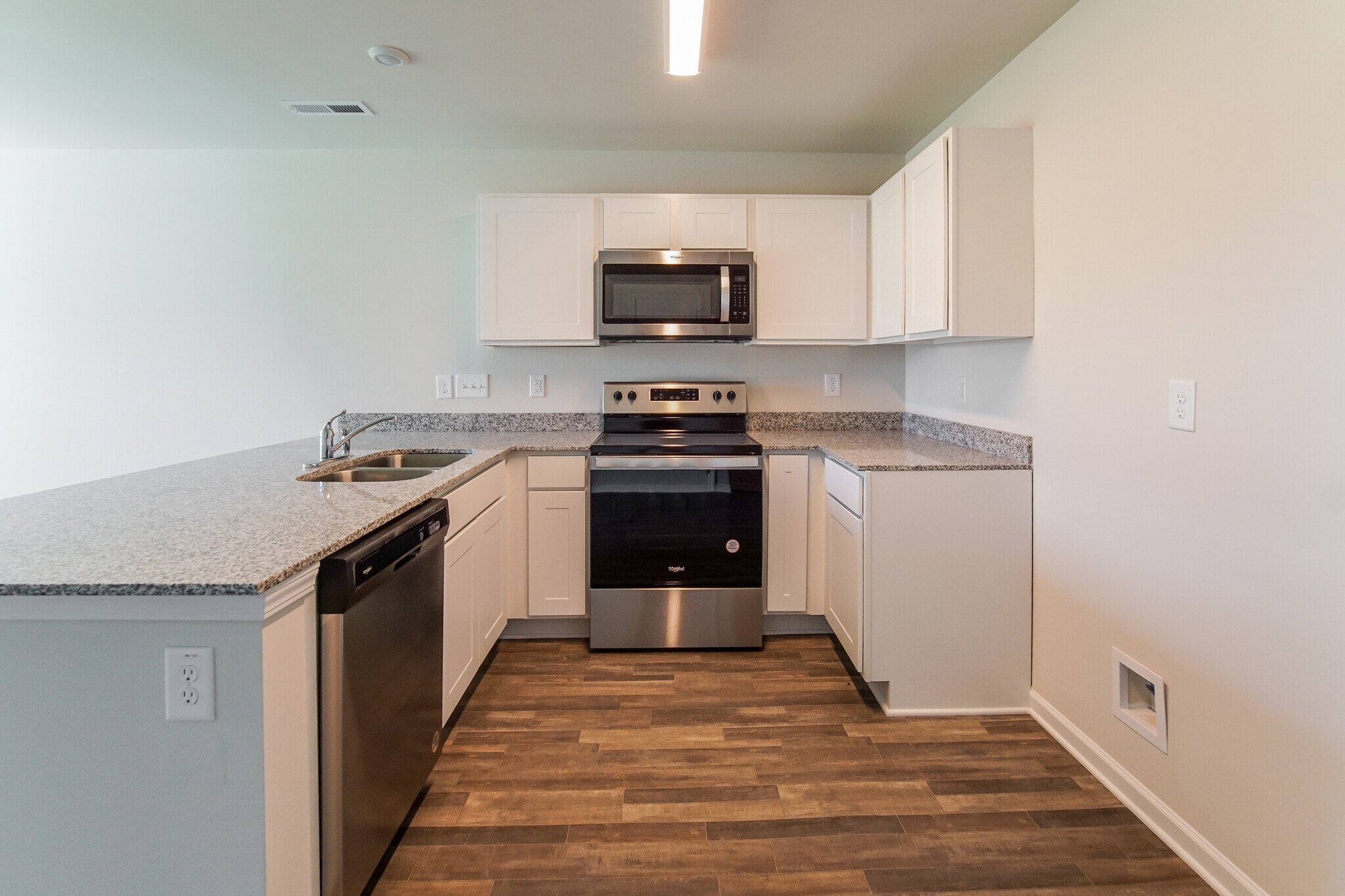 Building Photo - 1212 Hope Farm Dr