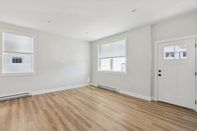 Building Photo - 1 Hoxton Ln