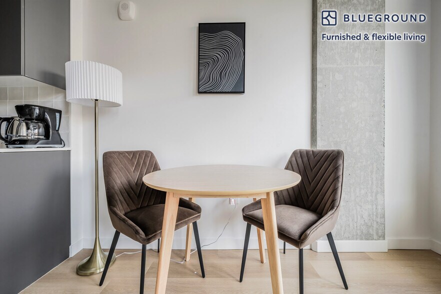 Building Photo - 2245 NW 56th St