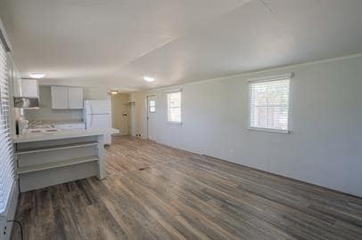 Building Photo - Rural Property with acreage